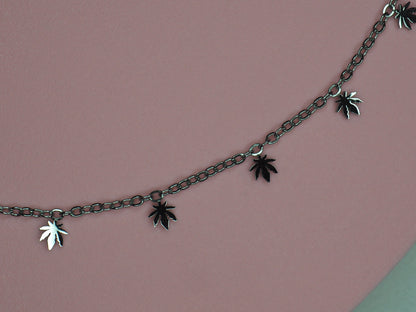 Collar Hojas Mini